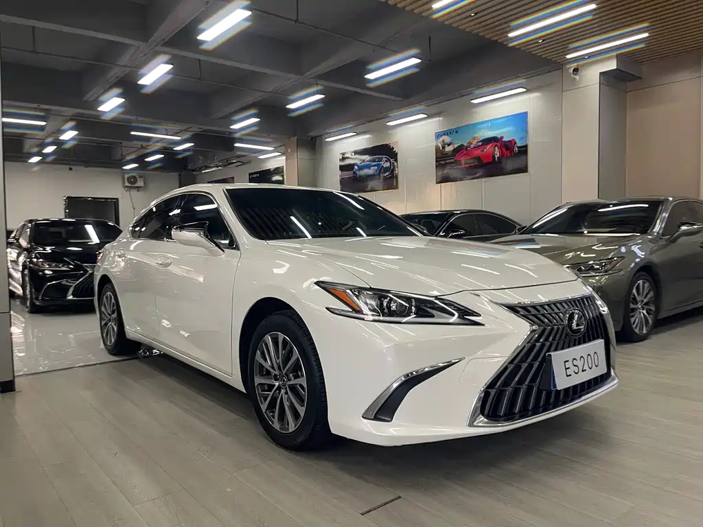 Lexus ES — миниатюра 3