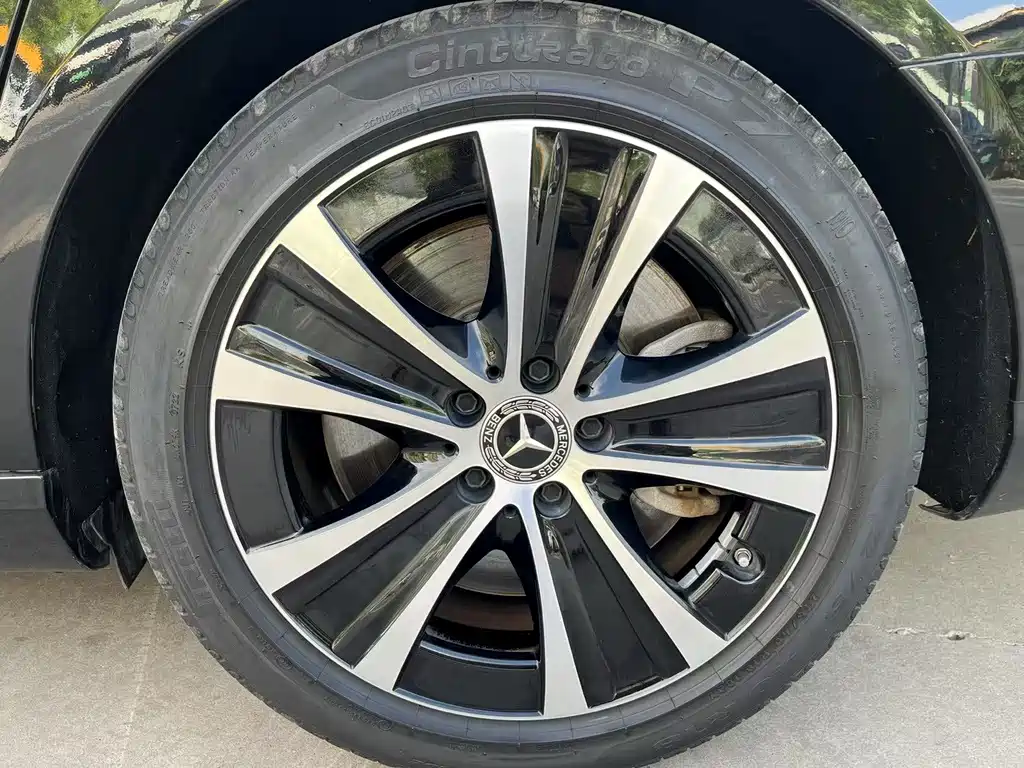 Mercedes-Benz E-Class New Energy — миниатюра 13