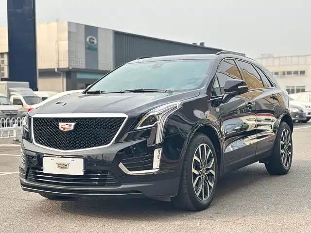 CADILLAC XT5
