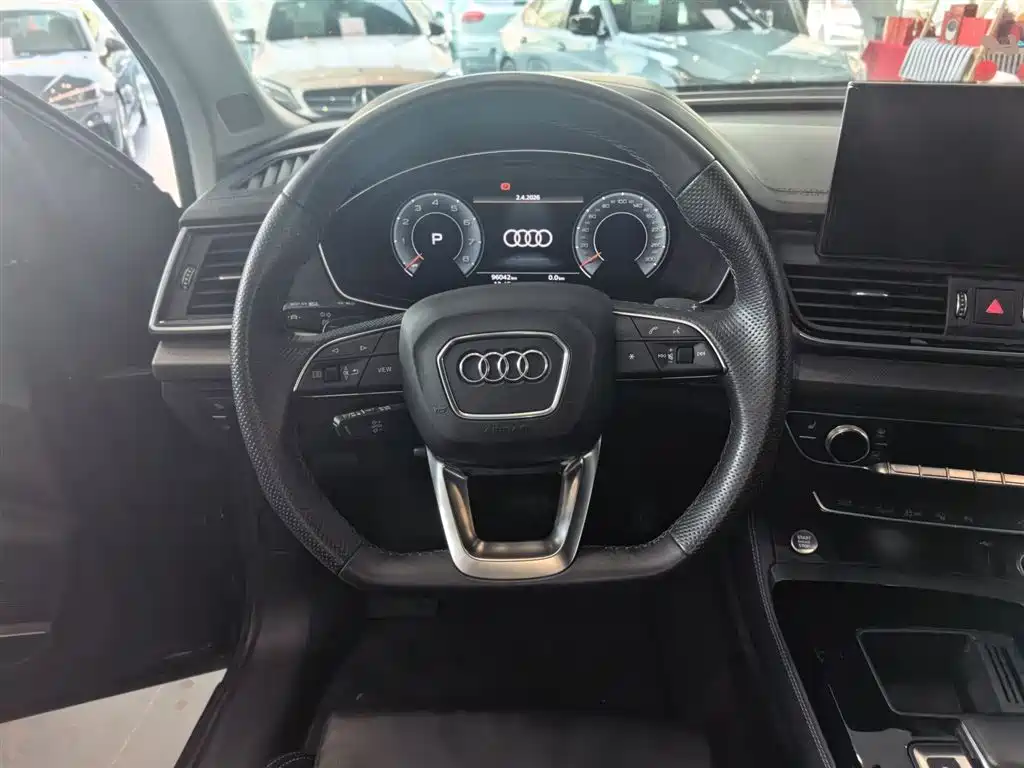 Audi Q5L 2022 45T Luxury