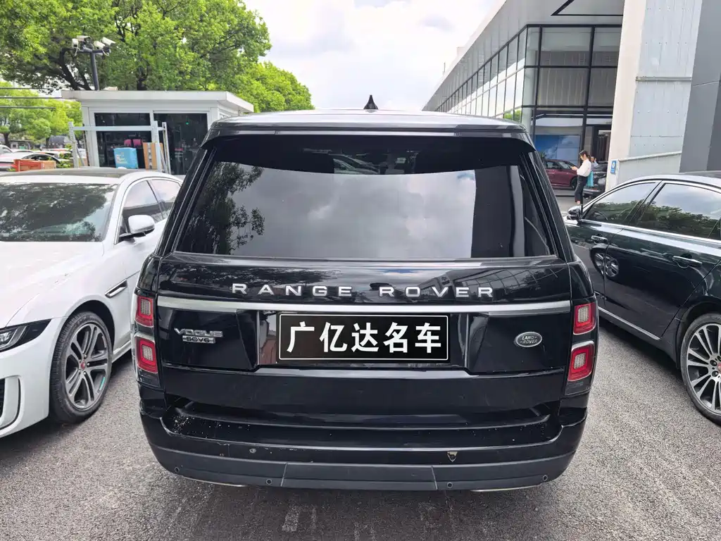 Land Rover Range Rover — миниатюра 7