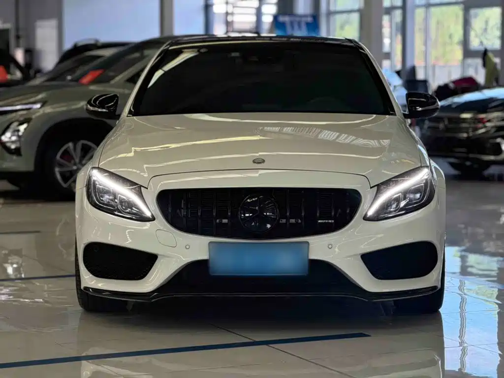 Mercedes-Benz C-Class — миниатюра 3