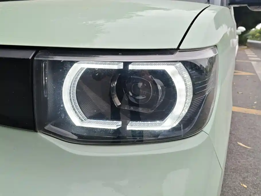 Wuling MINIEV — миниатюра 5