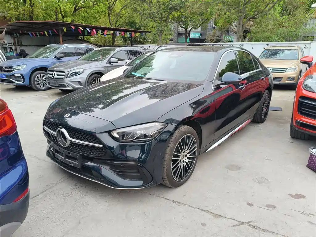 Mercedes-Benz C-Class 2022