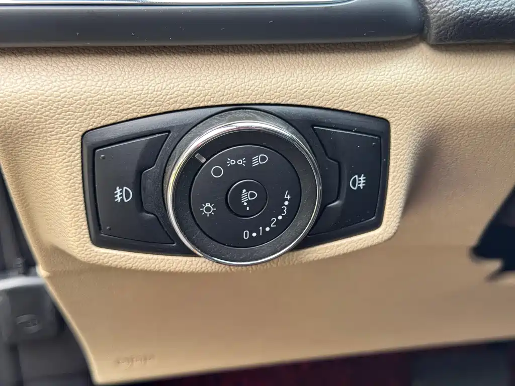 Ford Escort 1.5L Auto Comfort Type, фото 14