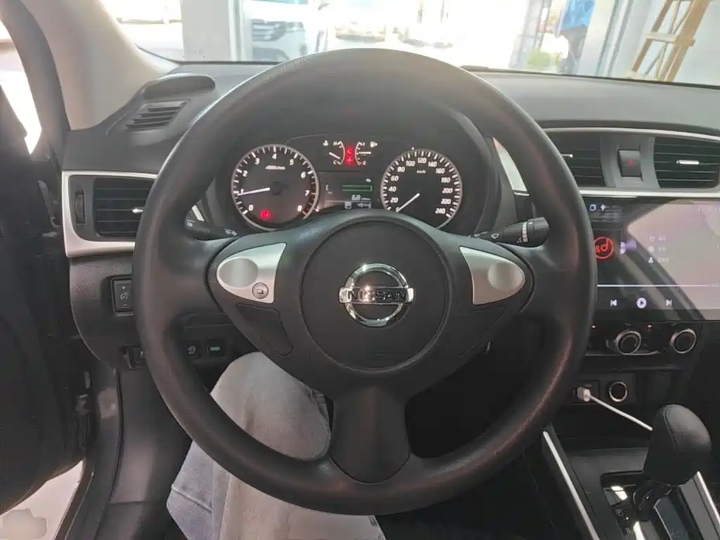 Nissan Sylphy — миниатюра 11