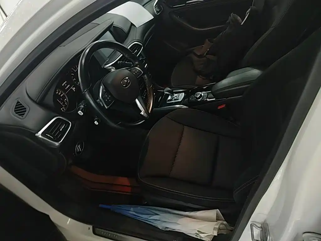 Infiniti QX30 — миниатюра 15