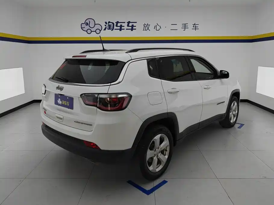 Jeep Compass — миниатюра 3