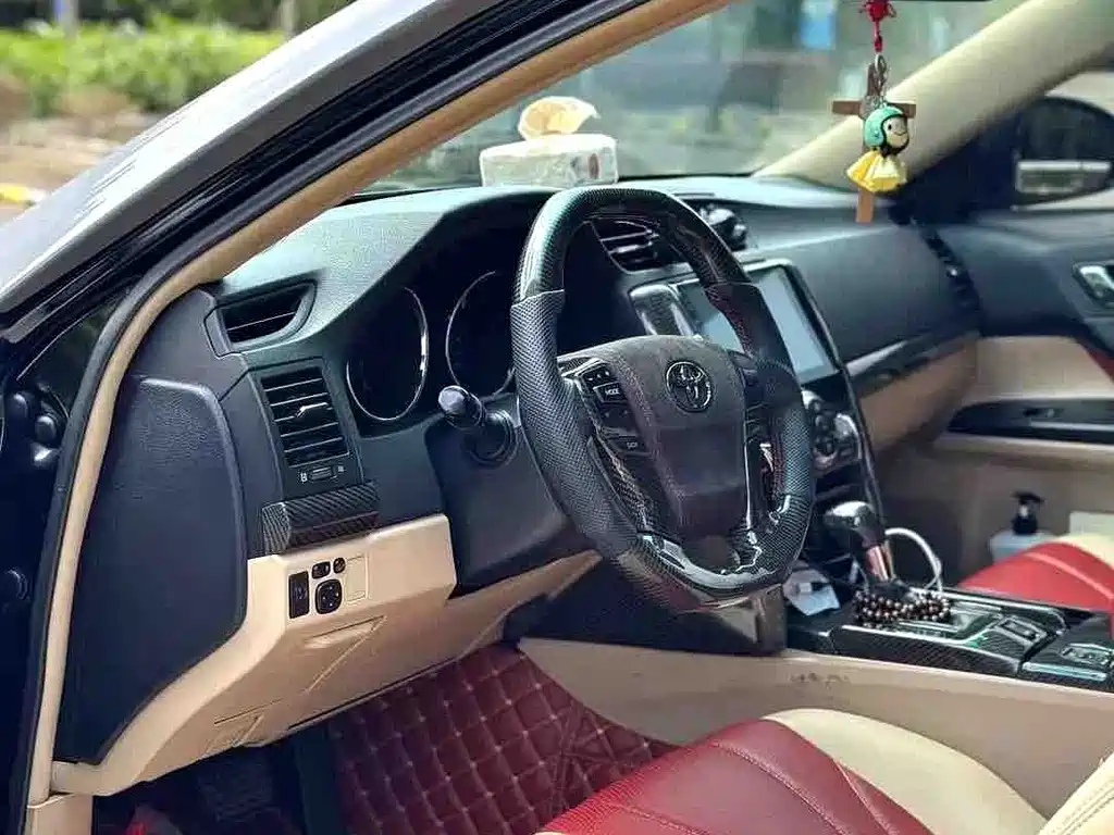 Toyota Reiz 2012 2.5V