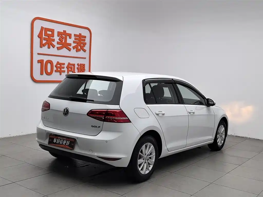Volkswagen Golf 2015 1.6L AT Fashion