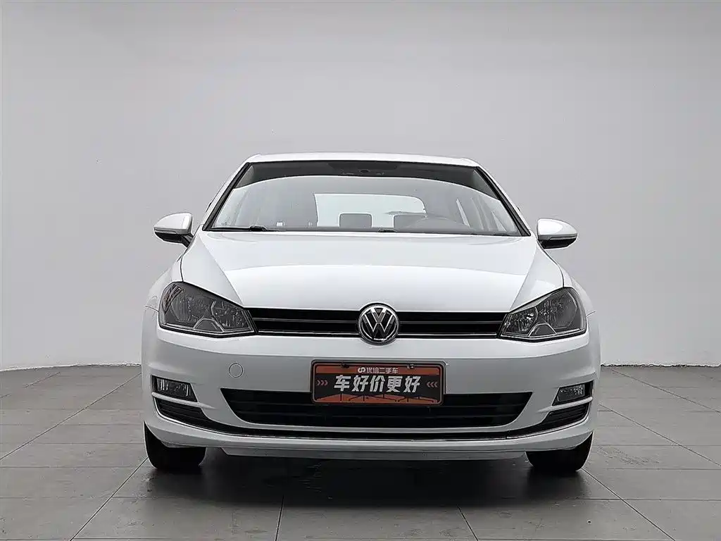 Volkswagen Golf 2015 1.6L AT Fashion