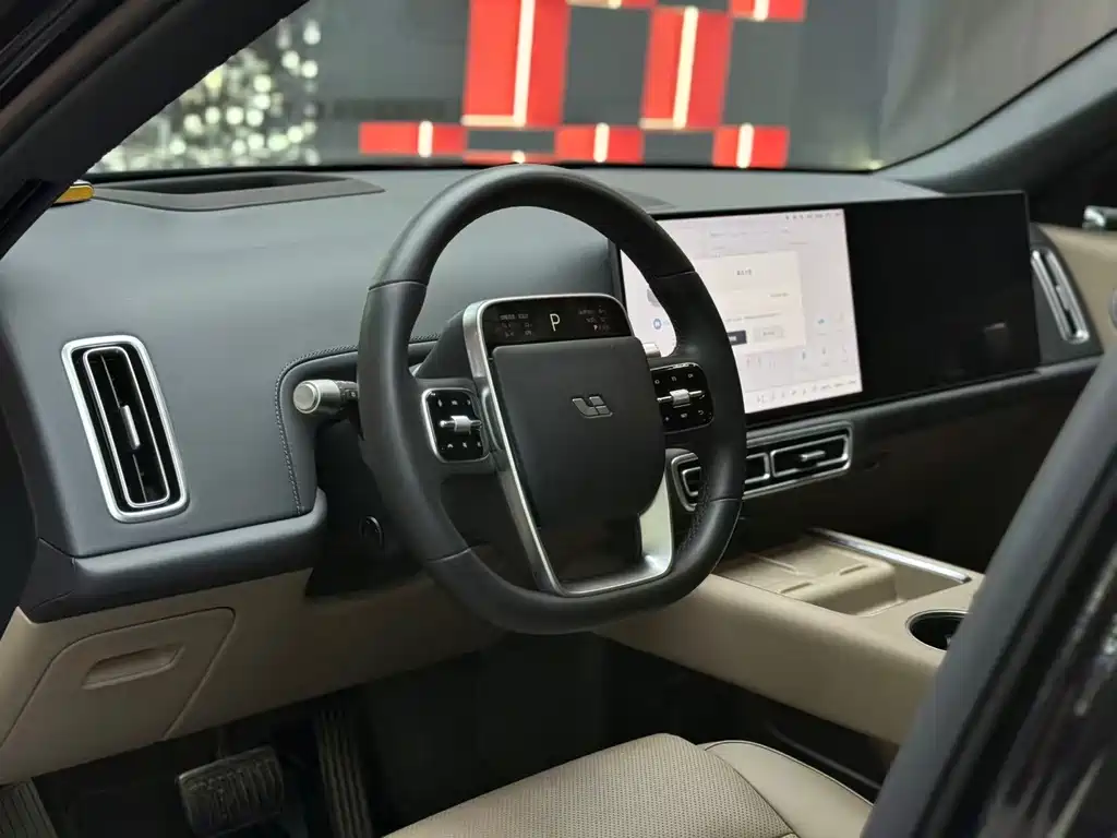 Li Auto L8 2025 Max