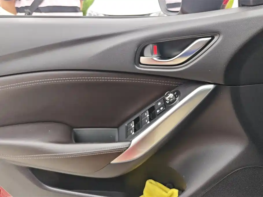 Mazda Atenza 2017 2.0L Fashion