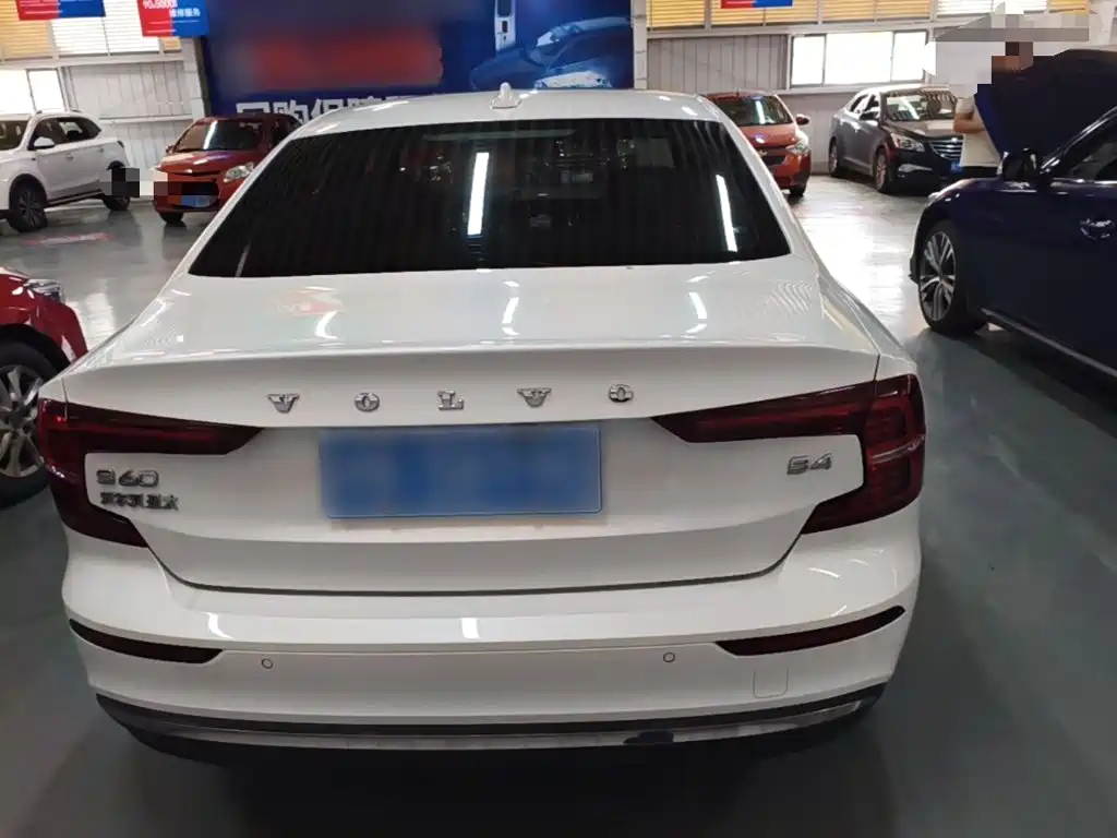 Volvo S60 — миниатюра 6