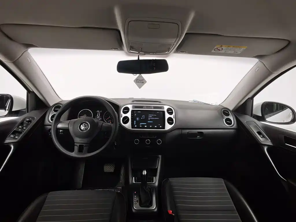 Volkswagen Tiguan — миниатюра 17