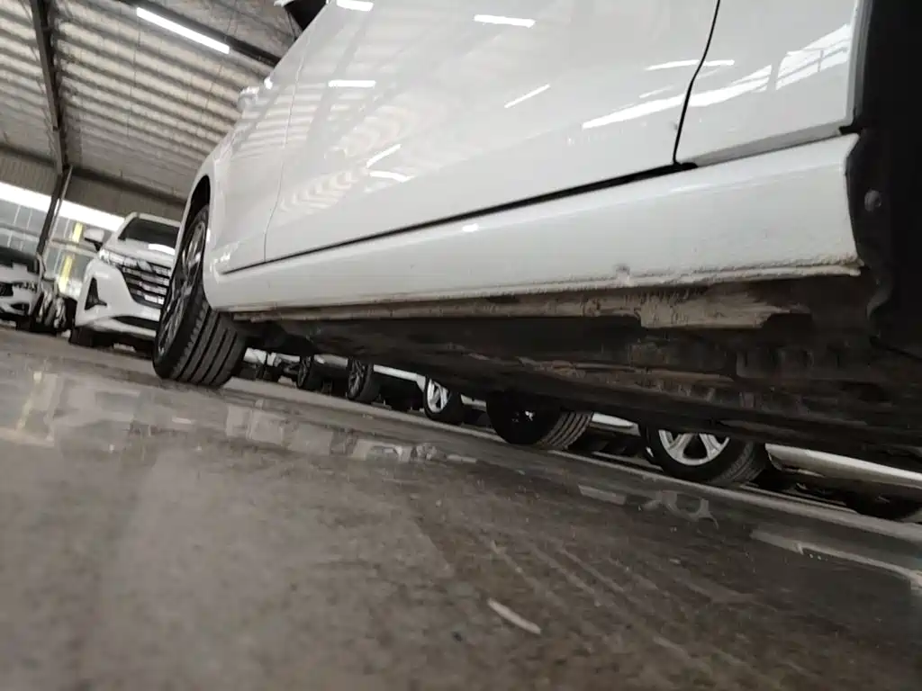 Volkswagen Golf — миниатюра 21