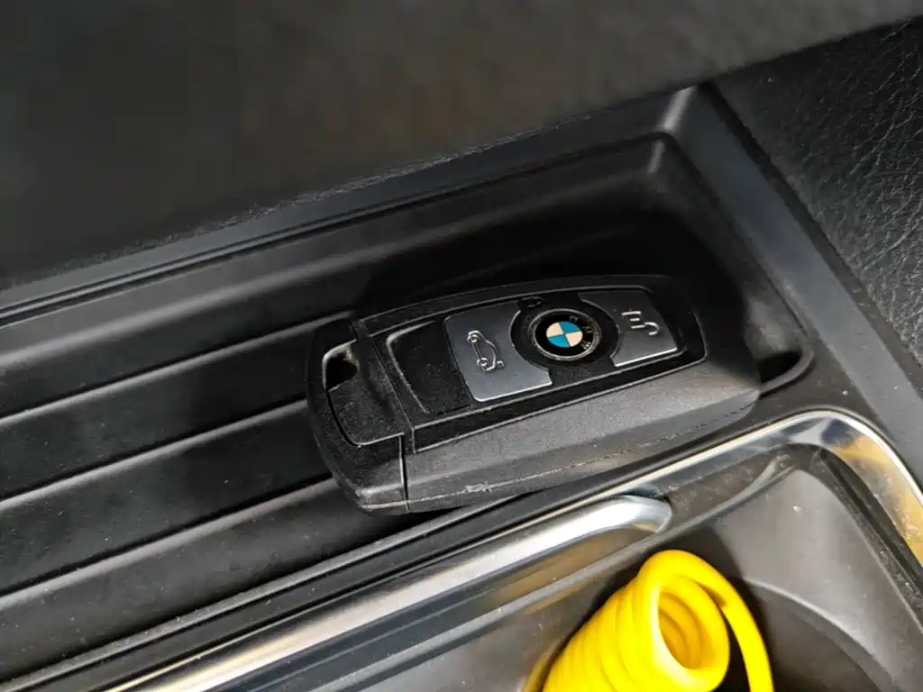 BMW 3 Series — миниатюра 9