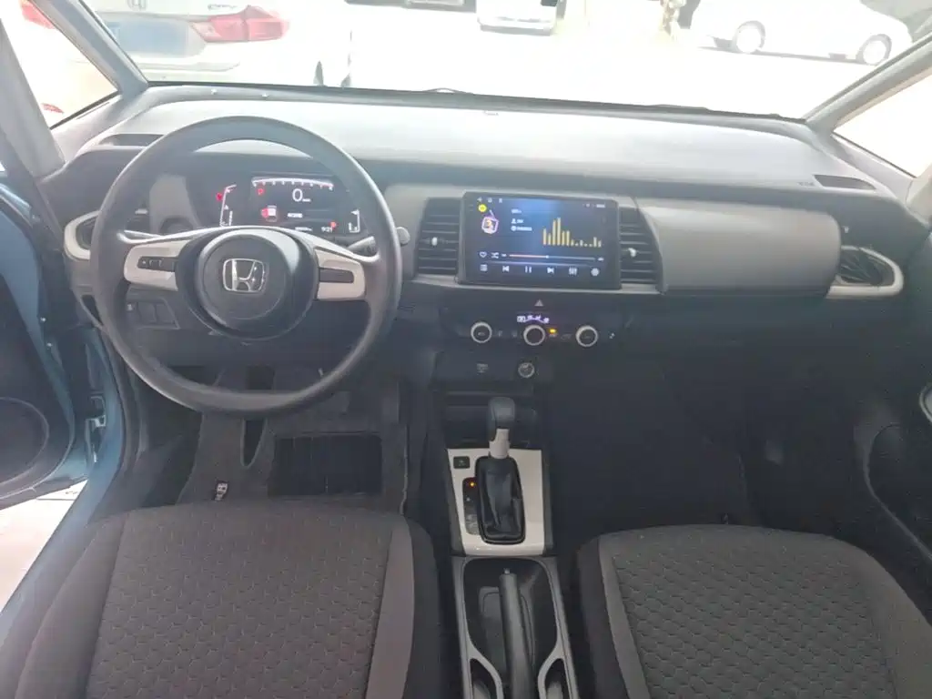 Honda Fit — миниатюра 10