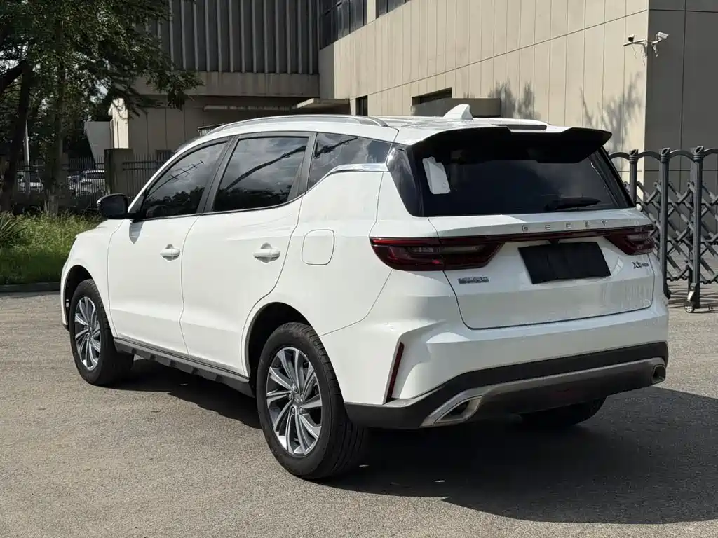 Geely Vision X6 — миниатюра 13