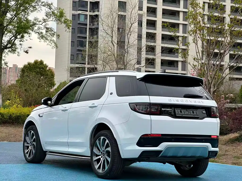 Land Rover Discovery Sport 2022 249PS