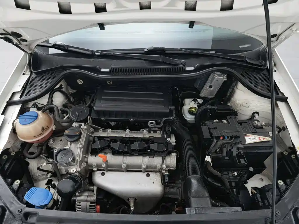Volkswagen Polo — миниатюра 6