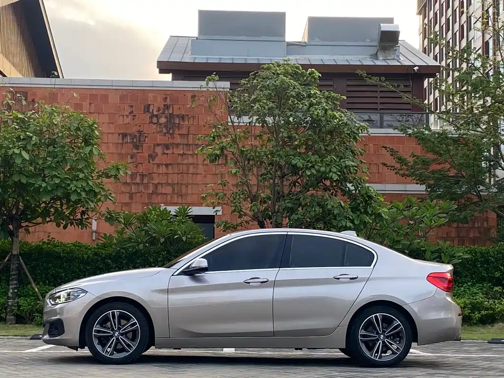 BMW 1 Series — миниатюра 6