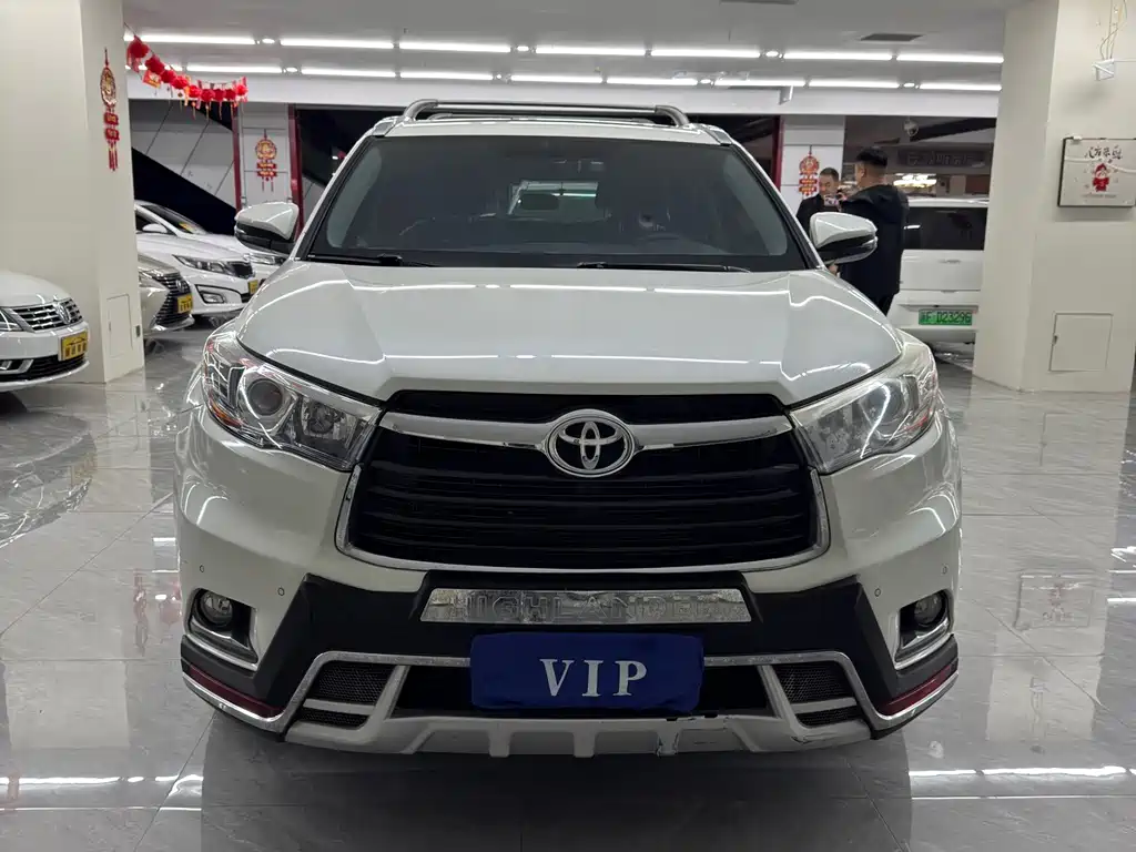 Toyota Highlander — миниатюра 2