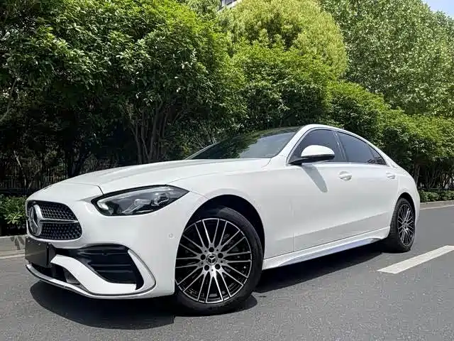 Mercedes-Benz C-Class — миниатюра 2