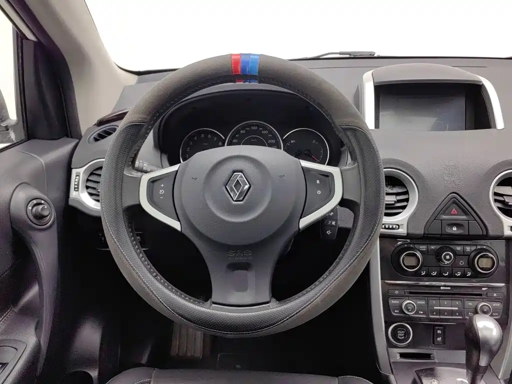 Renault Koleos (Import) — миниатюра 11