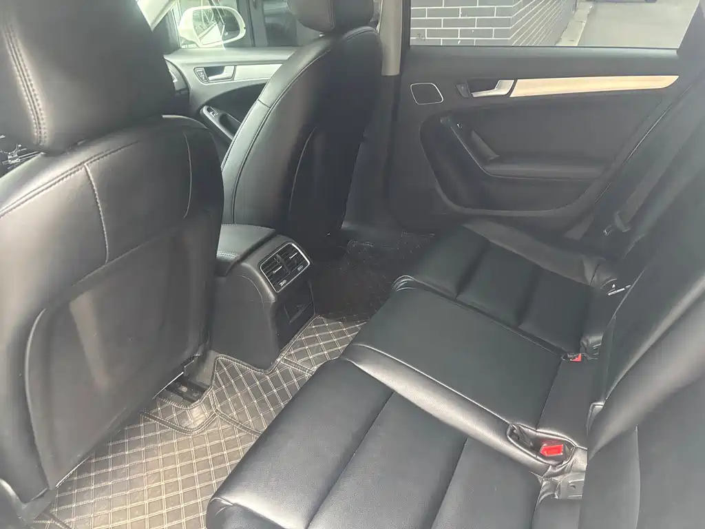 Audi A4L — миниатюра 13