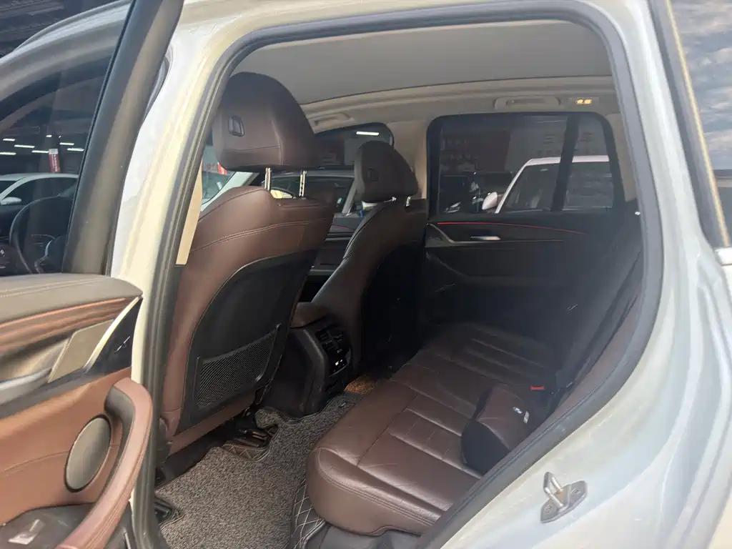 BMW X3 — миниатюра 6