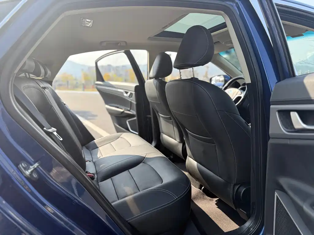 GEELY AUTOMOBILE EMGRAND GL