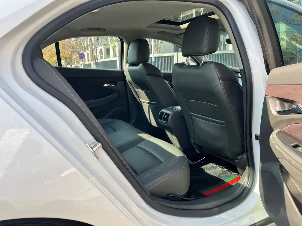 CHEVROLET MAI RUIBAO