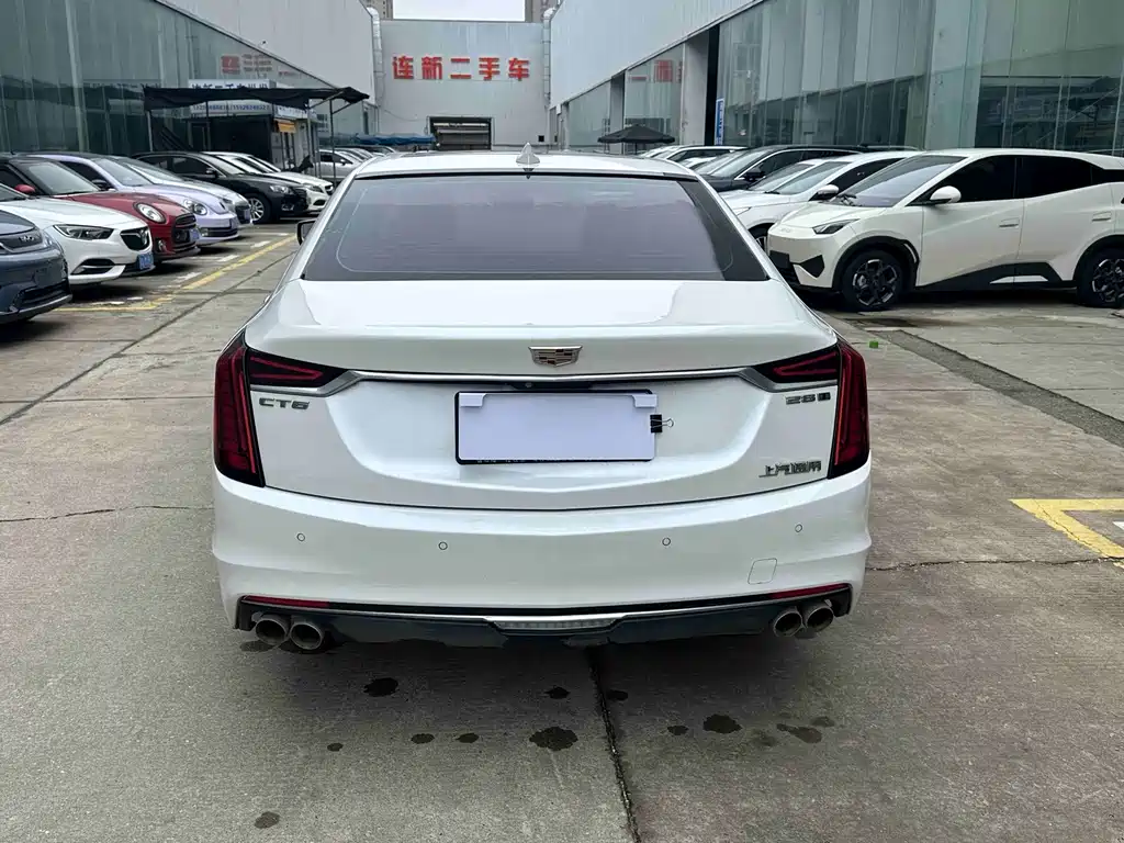 Cadillac CT6 — миниатюра 8