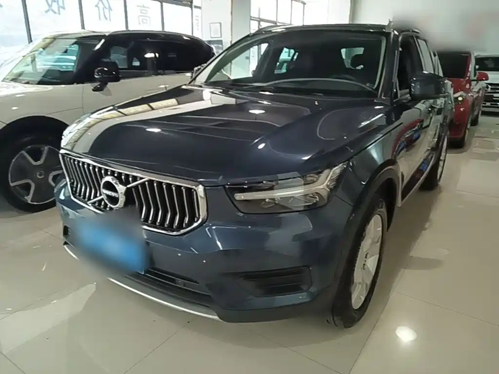 Volvo XC40 — миниатюра 2
