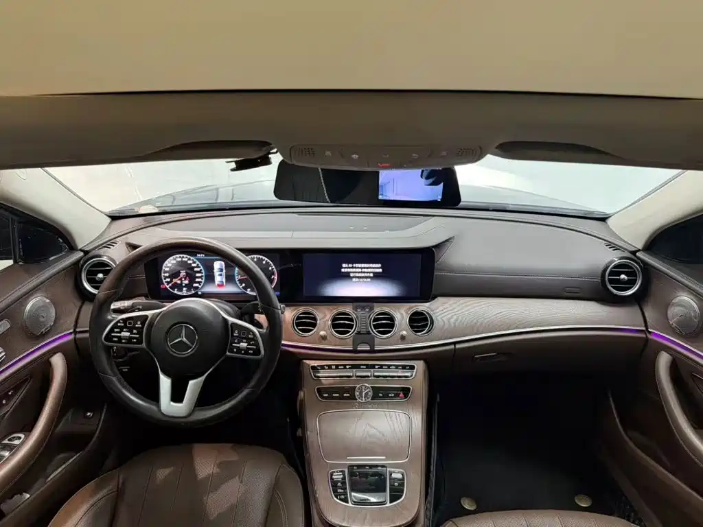 Mercedes-Benz E-Class E 2020 E 300 L Fashion