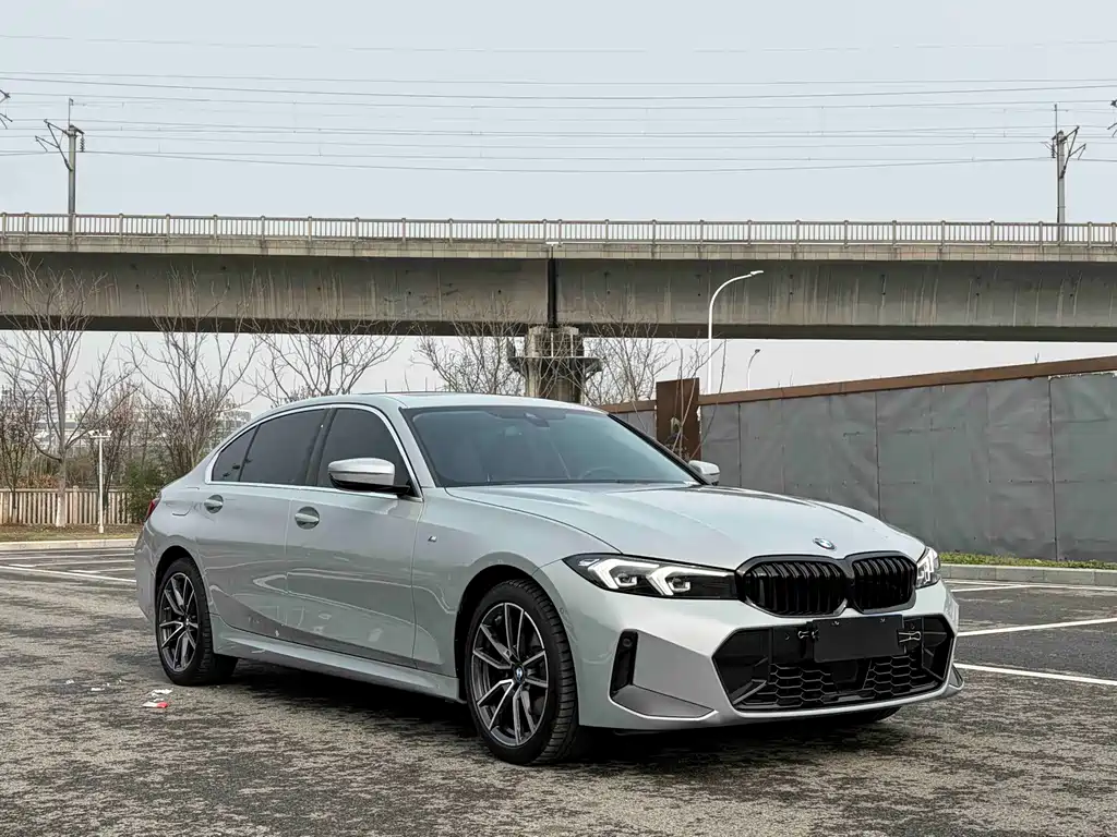 BMW 3 Series 2025