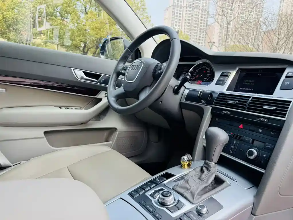 Audi A6L — миниатюра 10