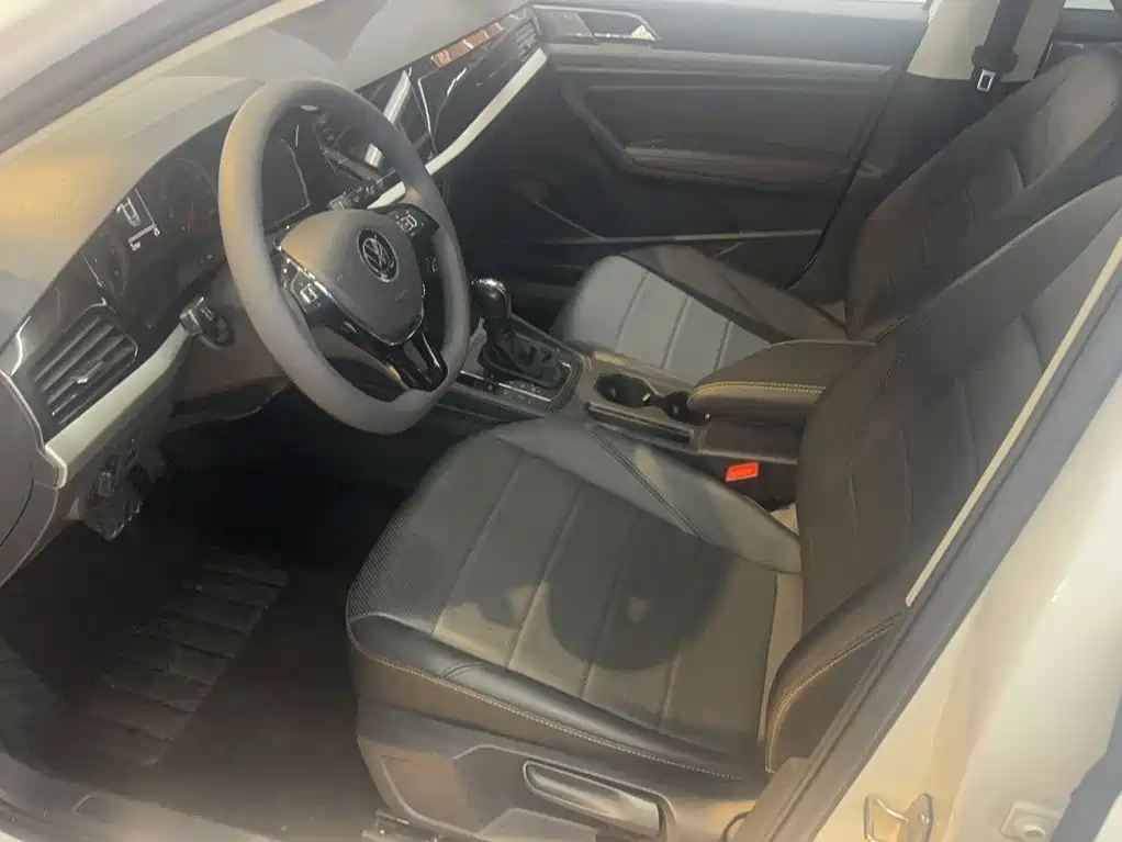 Volkswagen Lavida — миниатюра 10