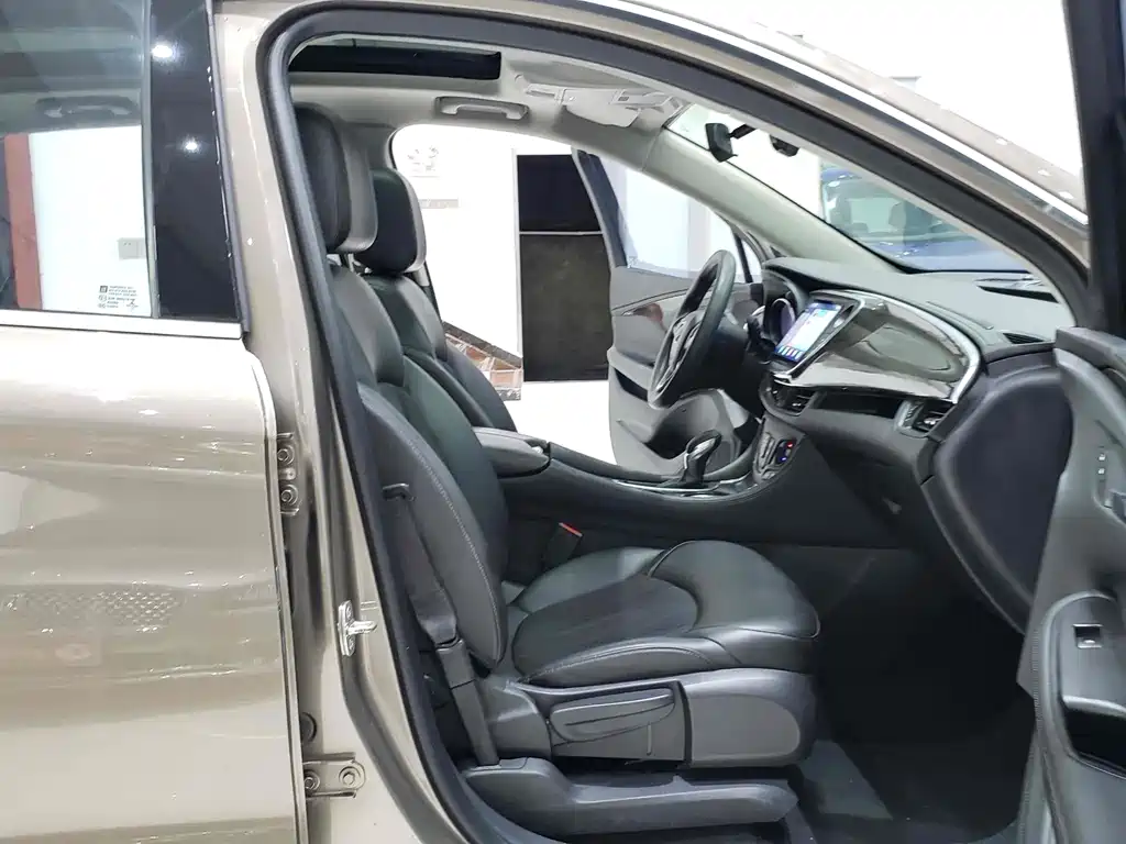 Buick Envision Plus — миниатюра 8