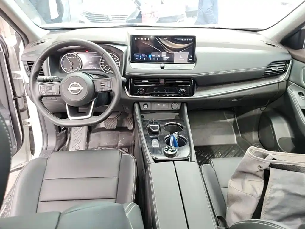 Nissan X-Trail — миниатюра 10