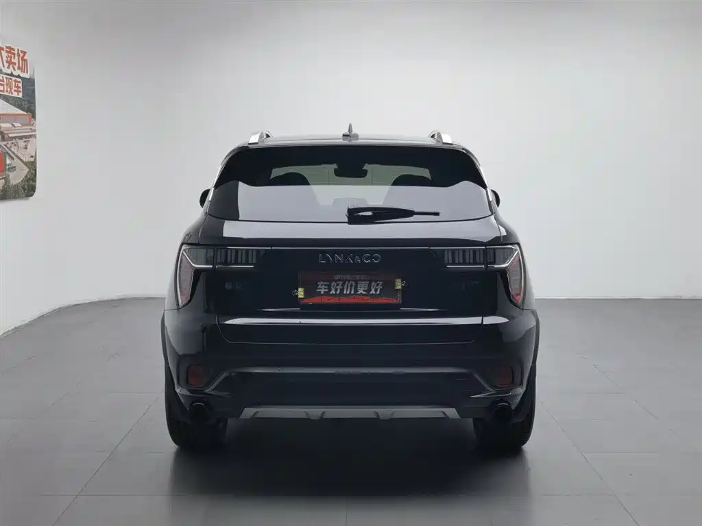 Lynk & Co 01 2017 2.0T Pro