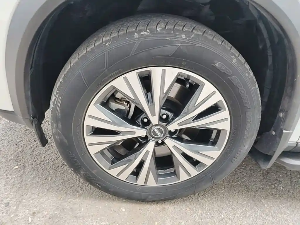 Nissan X-Trail — миниатюра 23