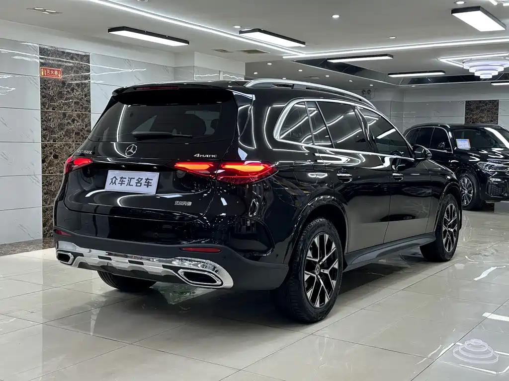 Mercedes-Benz GLC 2024 GLC 260 L 4MATIC Luxury 5 мест