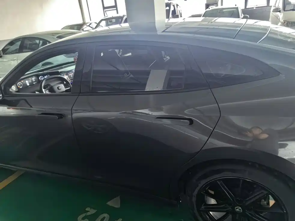 Changan UNI-V — миниатюра 25