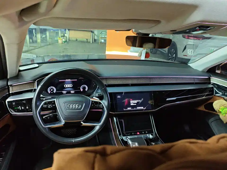 Audi A8 2024 A8L 55 TFSI quattro Flagship