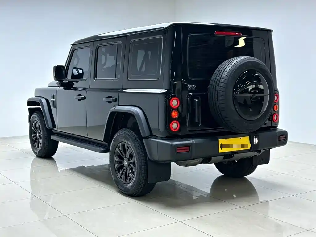 212 212 T01 — миниатюра 5