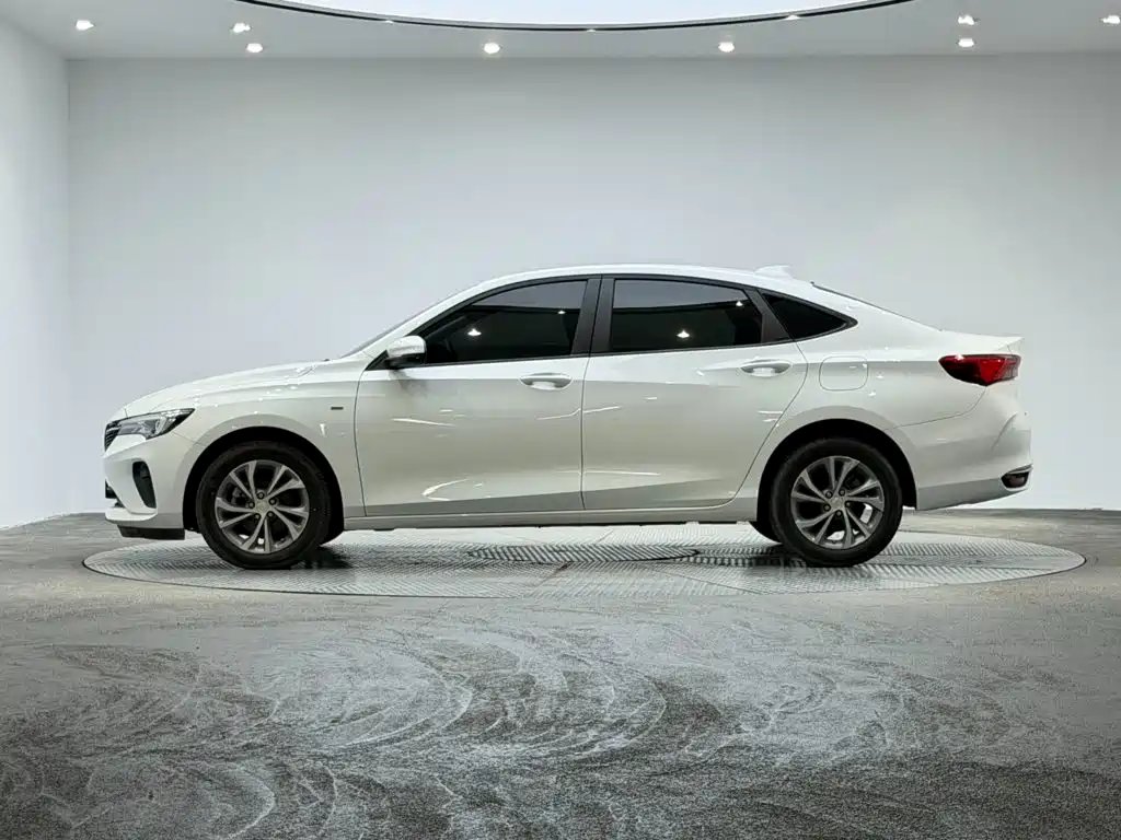 Buick Verano — миниатюра 8