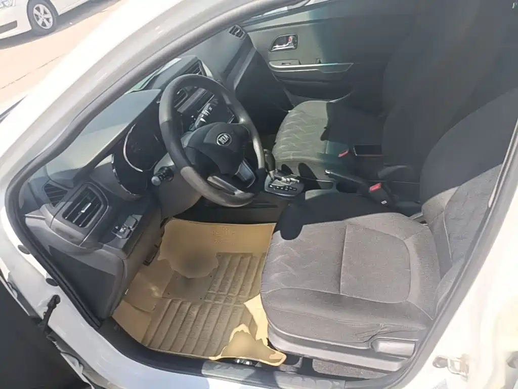 Kia K2 — миниатюра 15