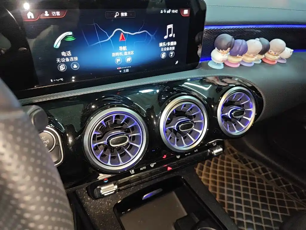 Mercedes-Benz A-Class — миниатюра 13